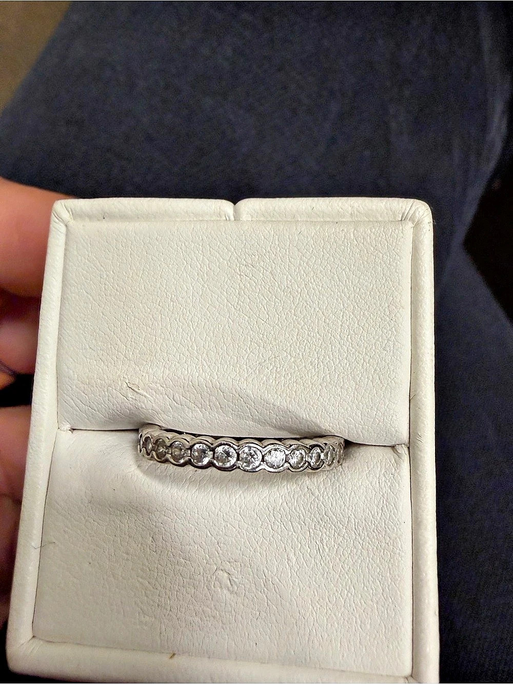 925 Sterling Silver CZ band Ring Sz8.5